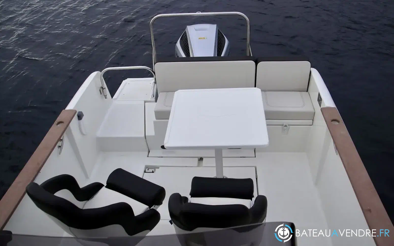 slider 7 Ocqueteau Abaco 600 Open