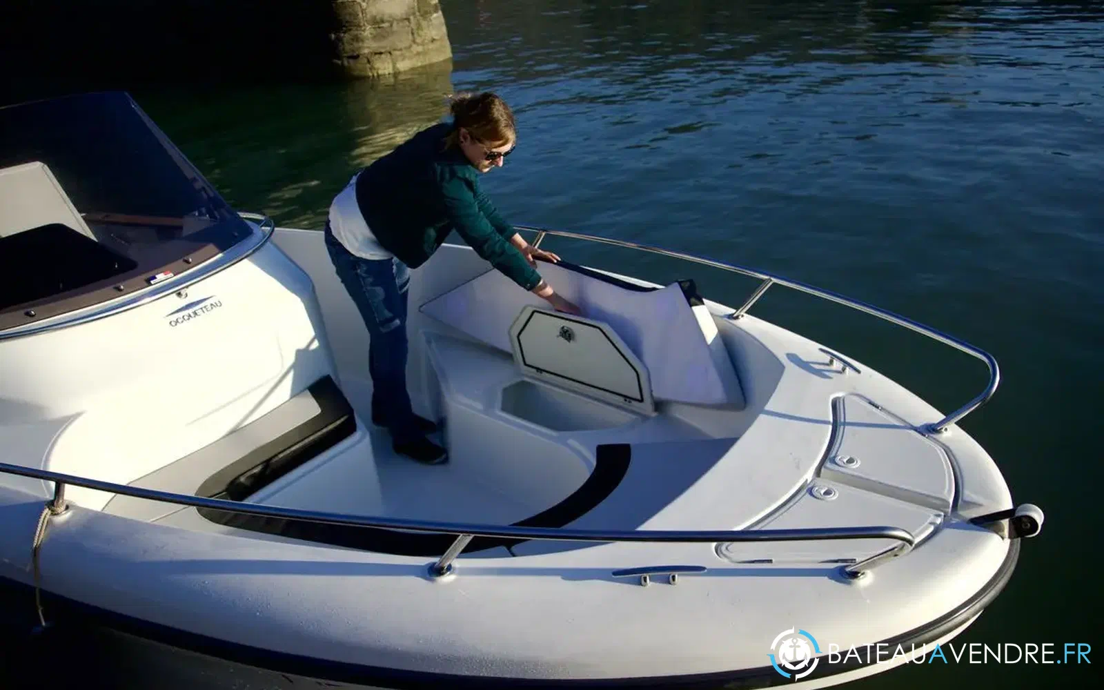 slider 6 Ocqueteau Abaco 600 Open