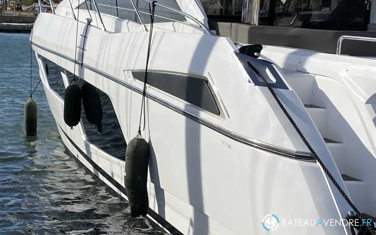 slider 9 Sunseeker Predator 57