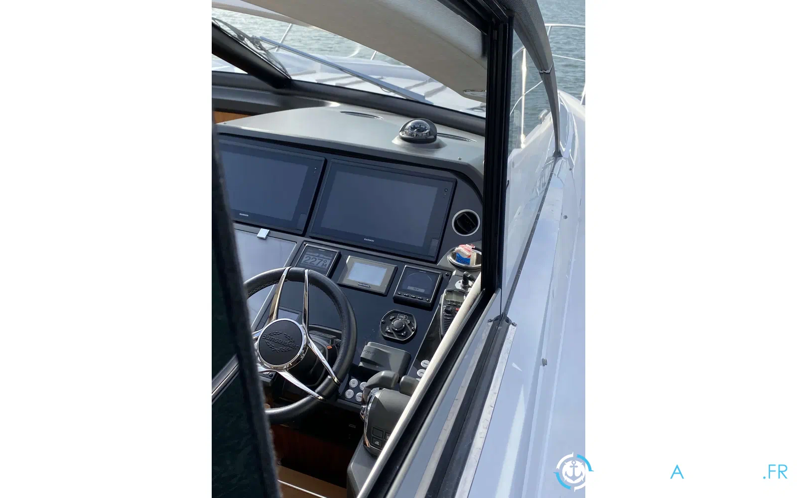 slider 11 Sunseeker Predator 57