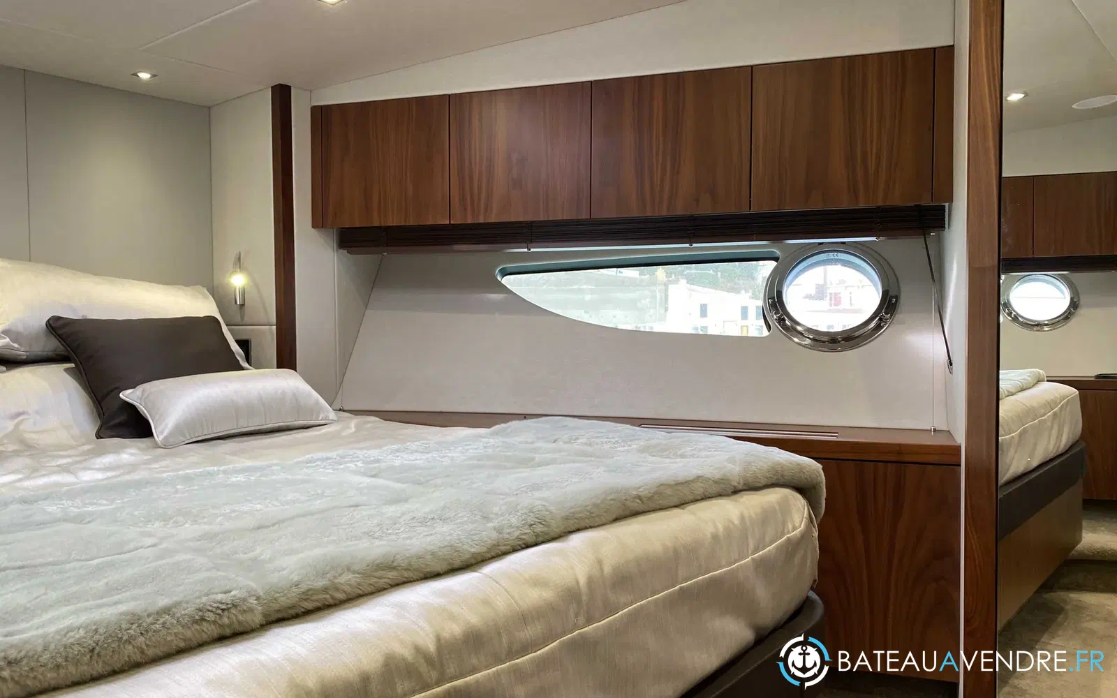 slider 14 Sunseeker Predator 57