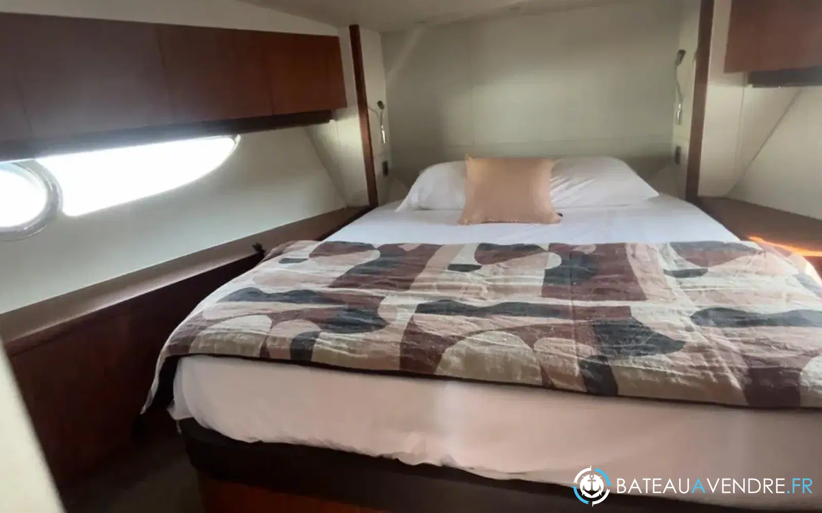 slider 17 Sunseeker Predator 57