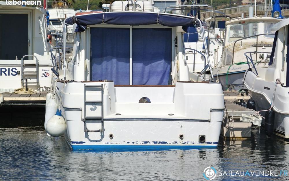 Beneteau Antares 710 photo 4