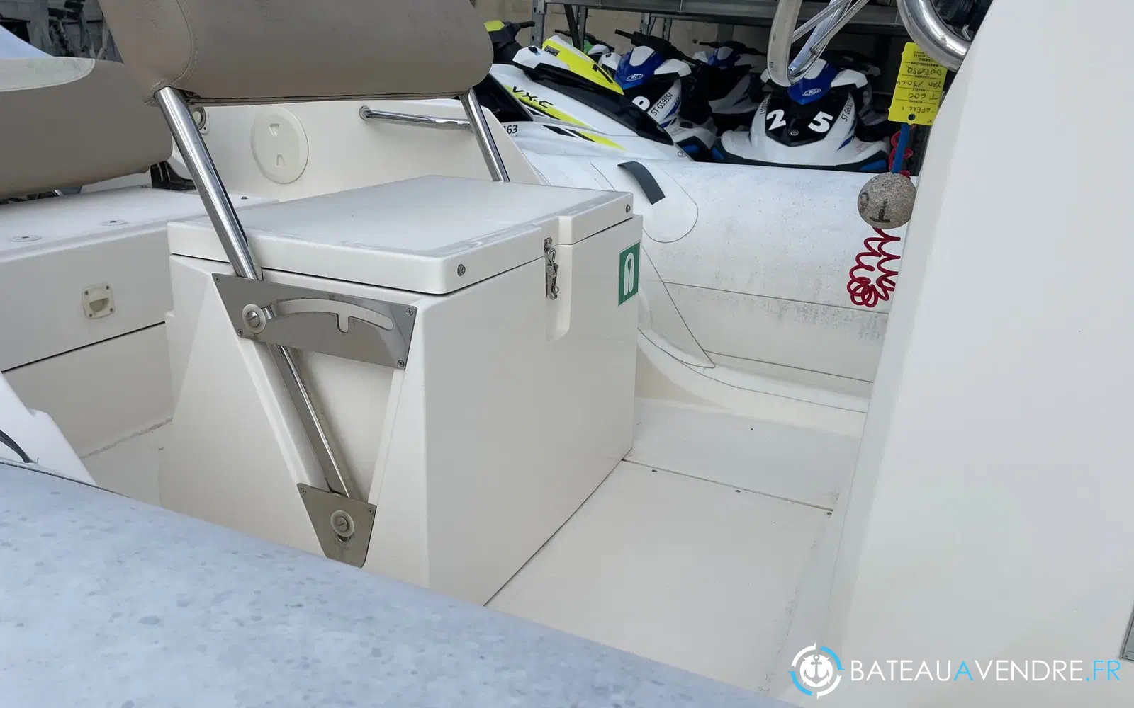 slider 15 Capelli Tempest 600 Open