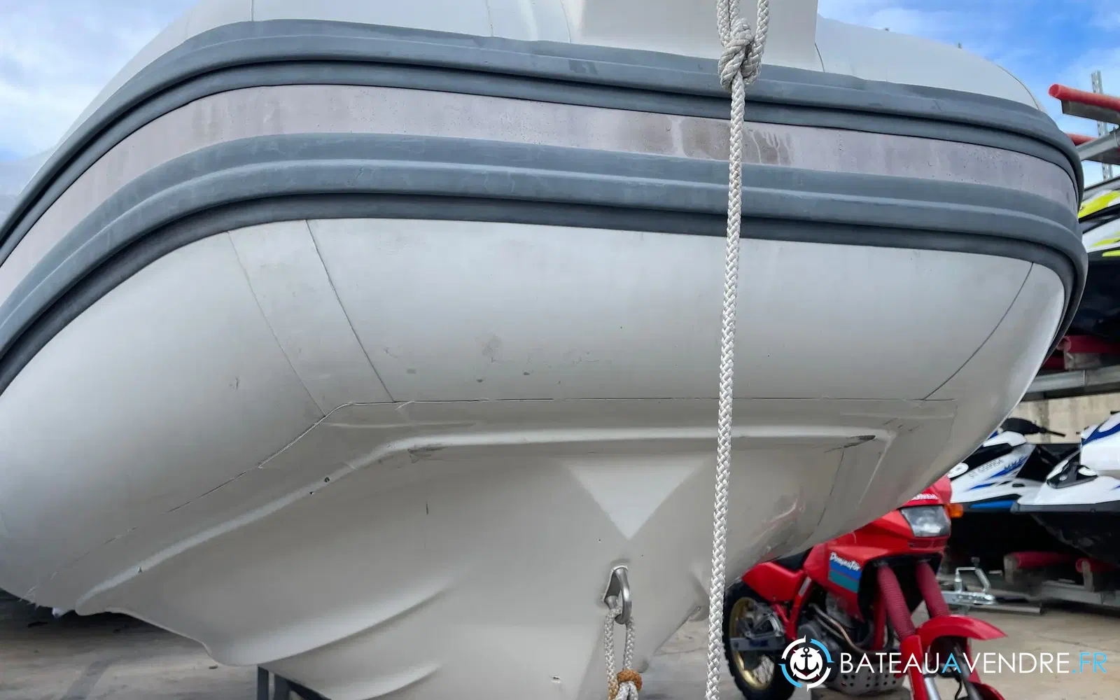 slider 18 Capelli Tempest 600 Open