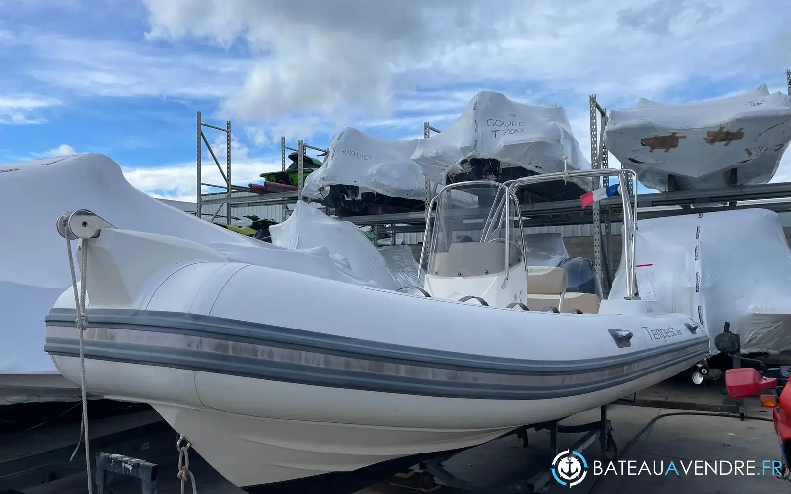 slider 0 Capelli Tempest 600 Open