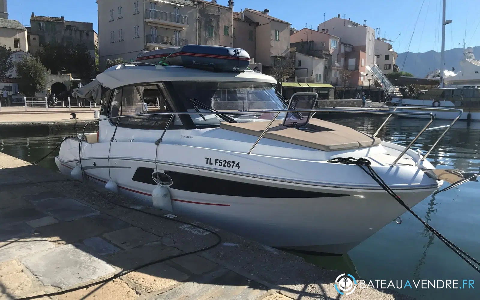 slider 0 Beneteau Antares 8.80