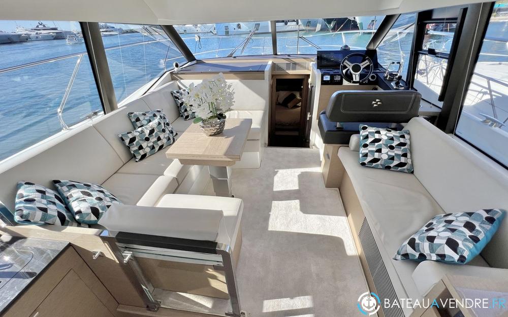 Prestige Yachts Prestige 420 Fly photo 5