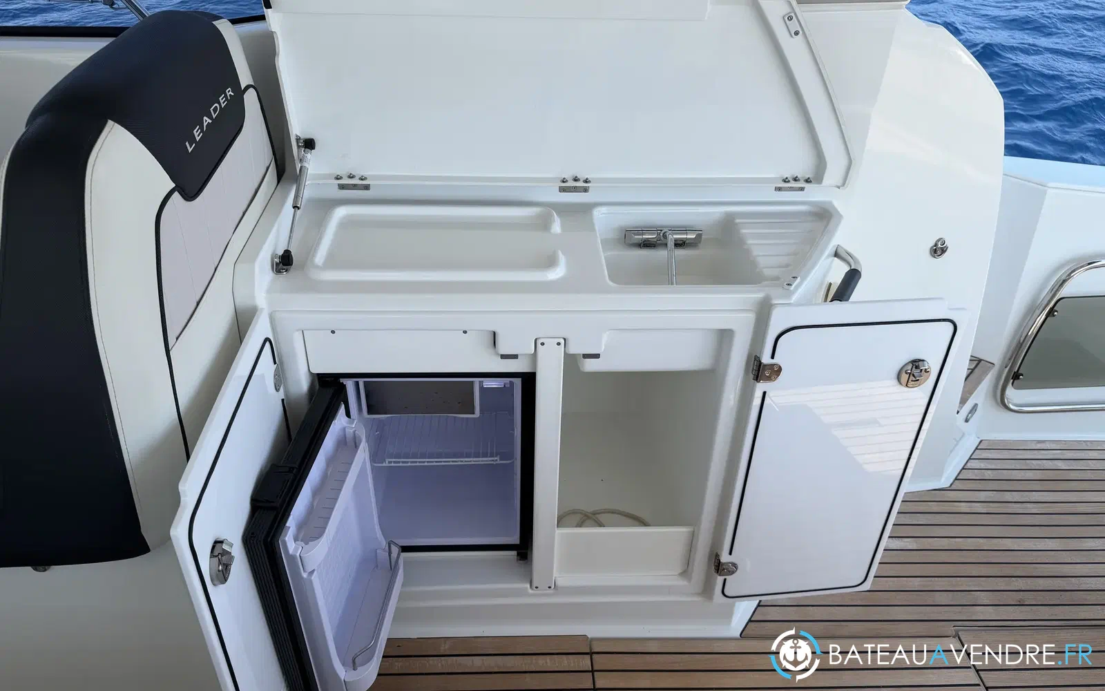 slider 15 Jeanneau Leader 36