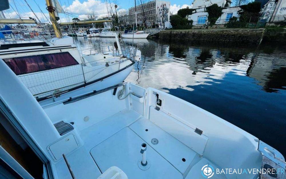 Beneteau Antares 760 photo 5