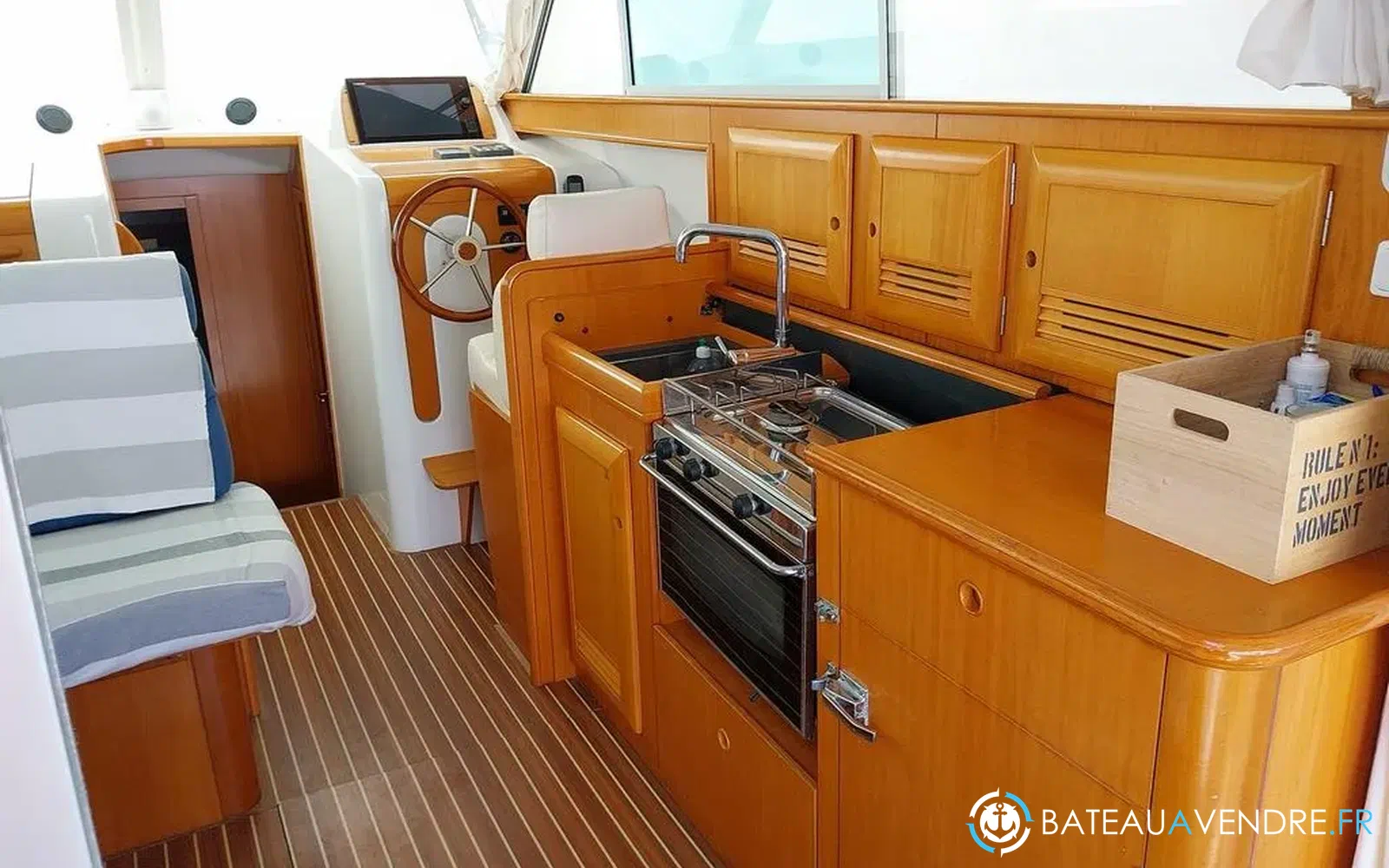 slider 25 Beneteau Antares 10.80 Fly