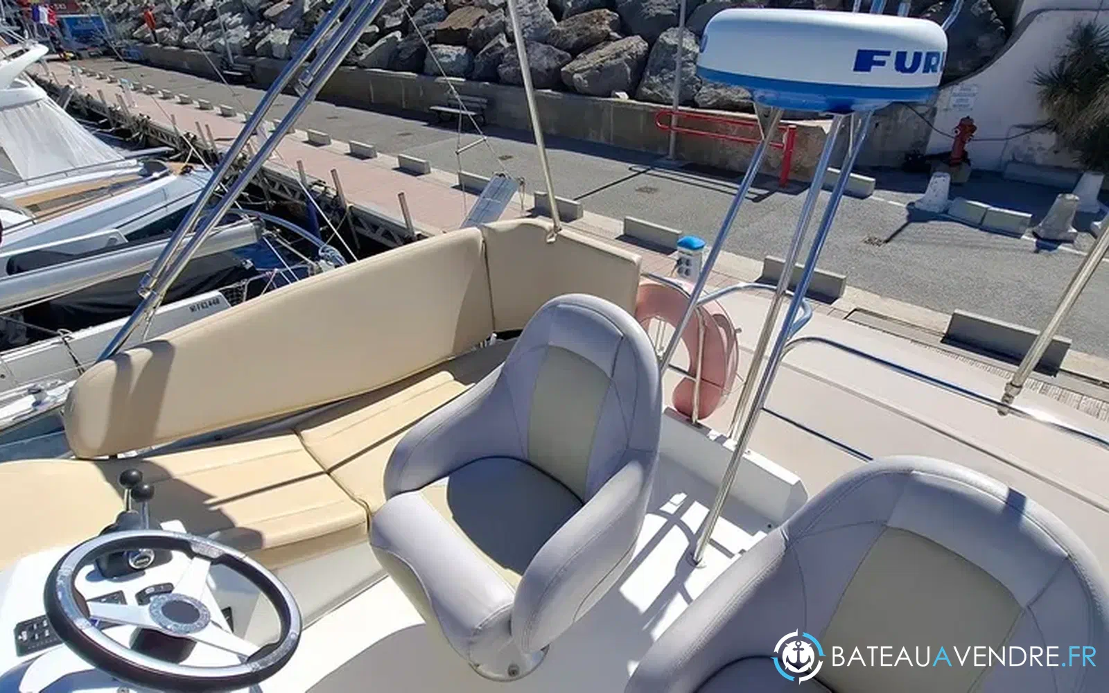 slider 9 Beneteau Antares 10.80 Fly