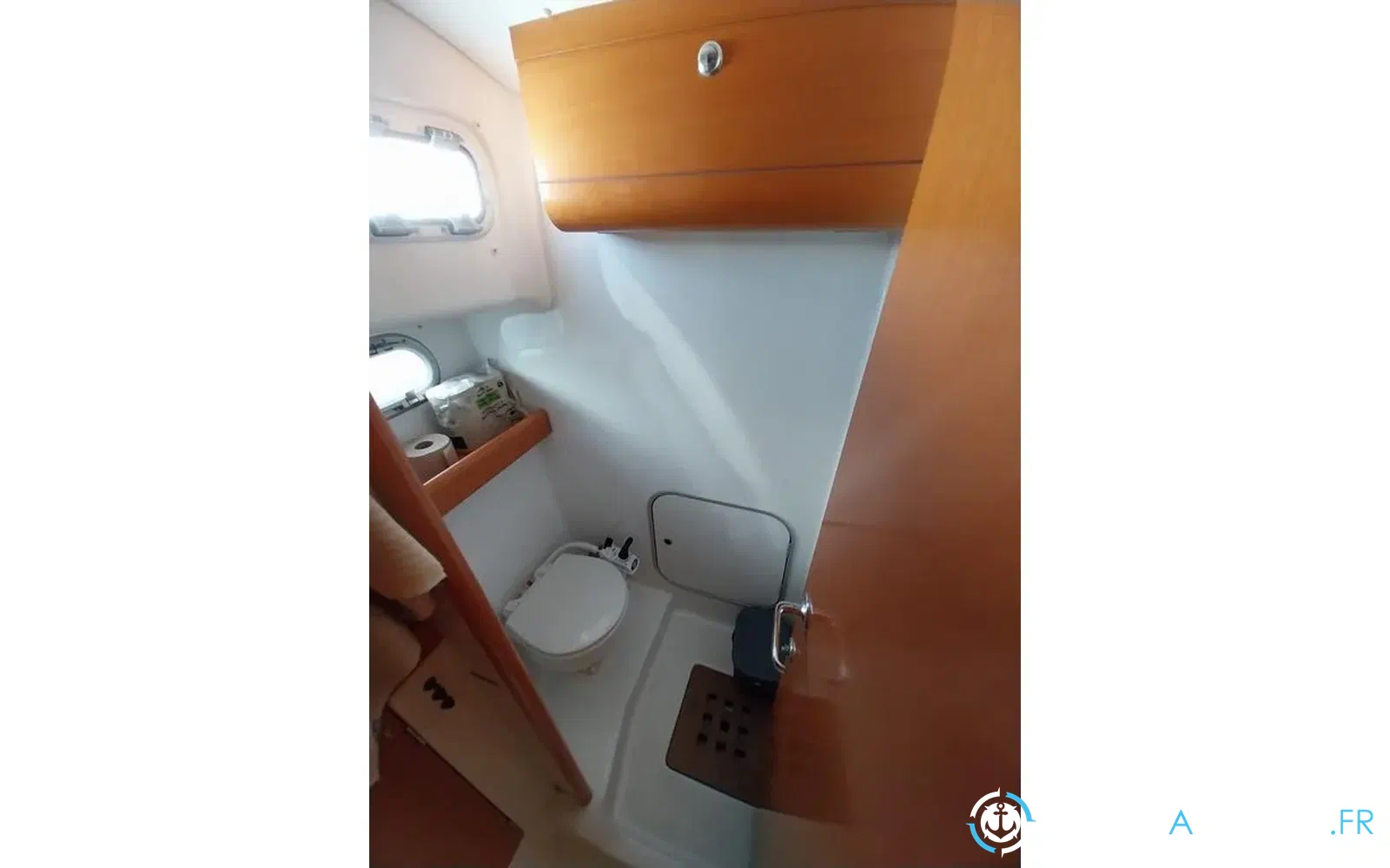 slider 43 Beneteau Antares 10.80 Fly