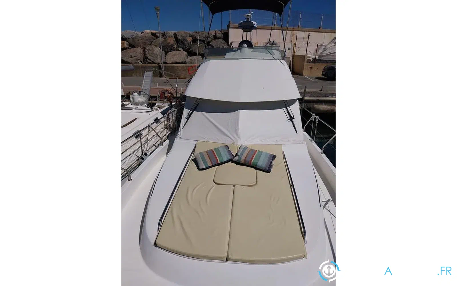 slider 46 Beneteau Antares 10.80 Fly