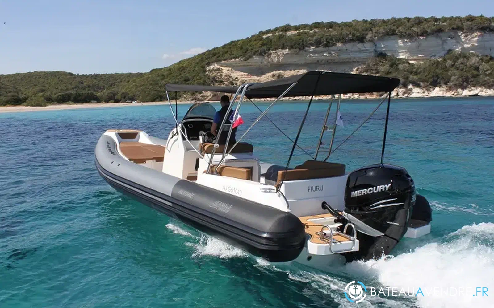 slider 0 Fanale Altore 900 Cabine