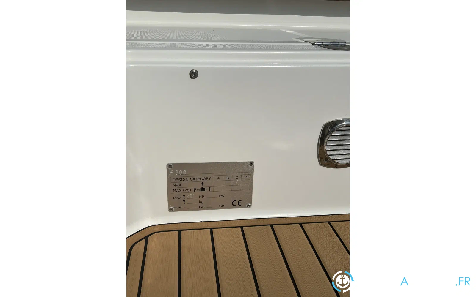 slider 9 Fanale Altore 900 Cabine