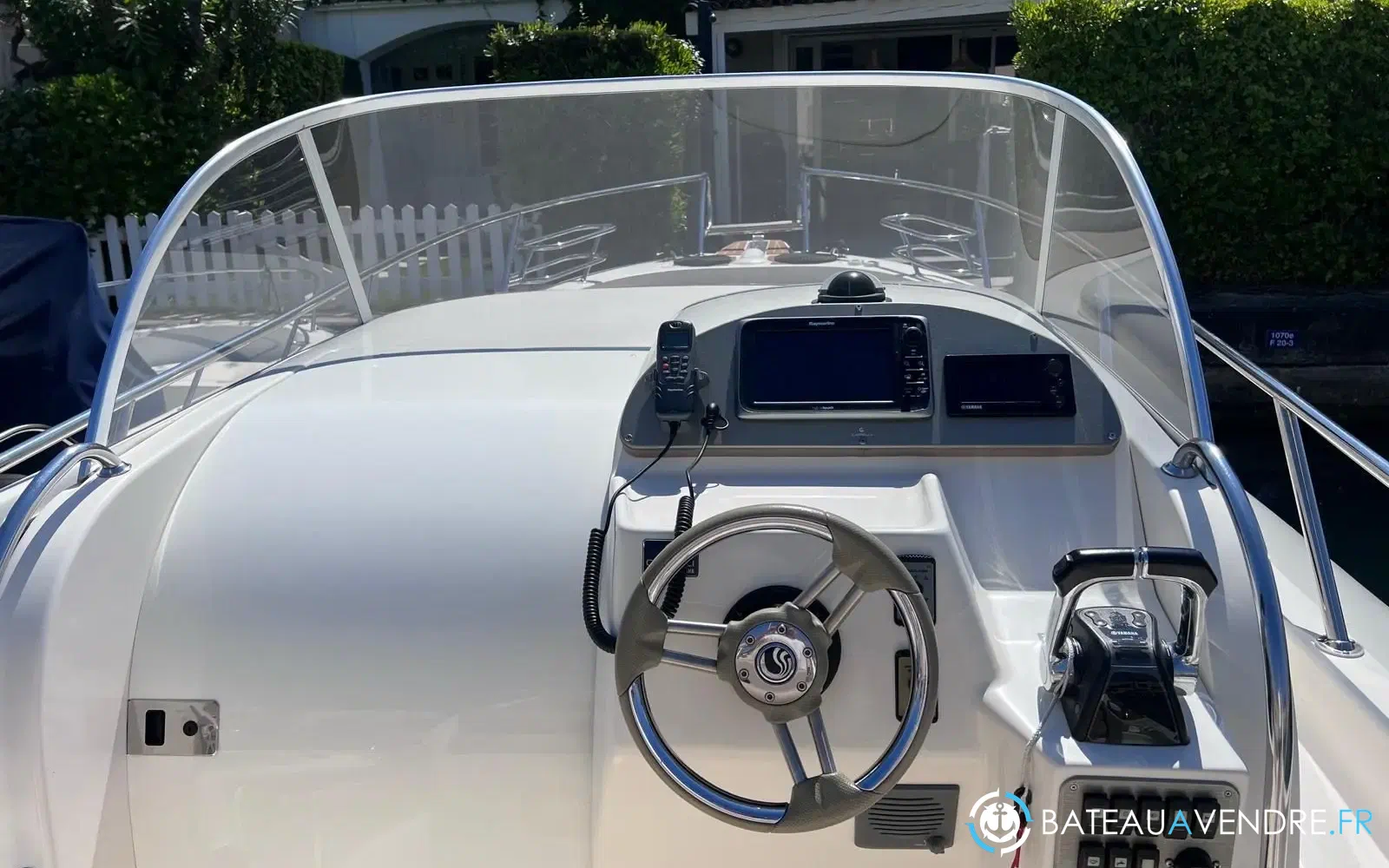slider 9 Capelli Tempest 900 WA