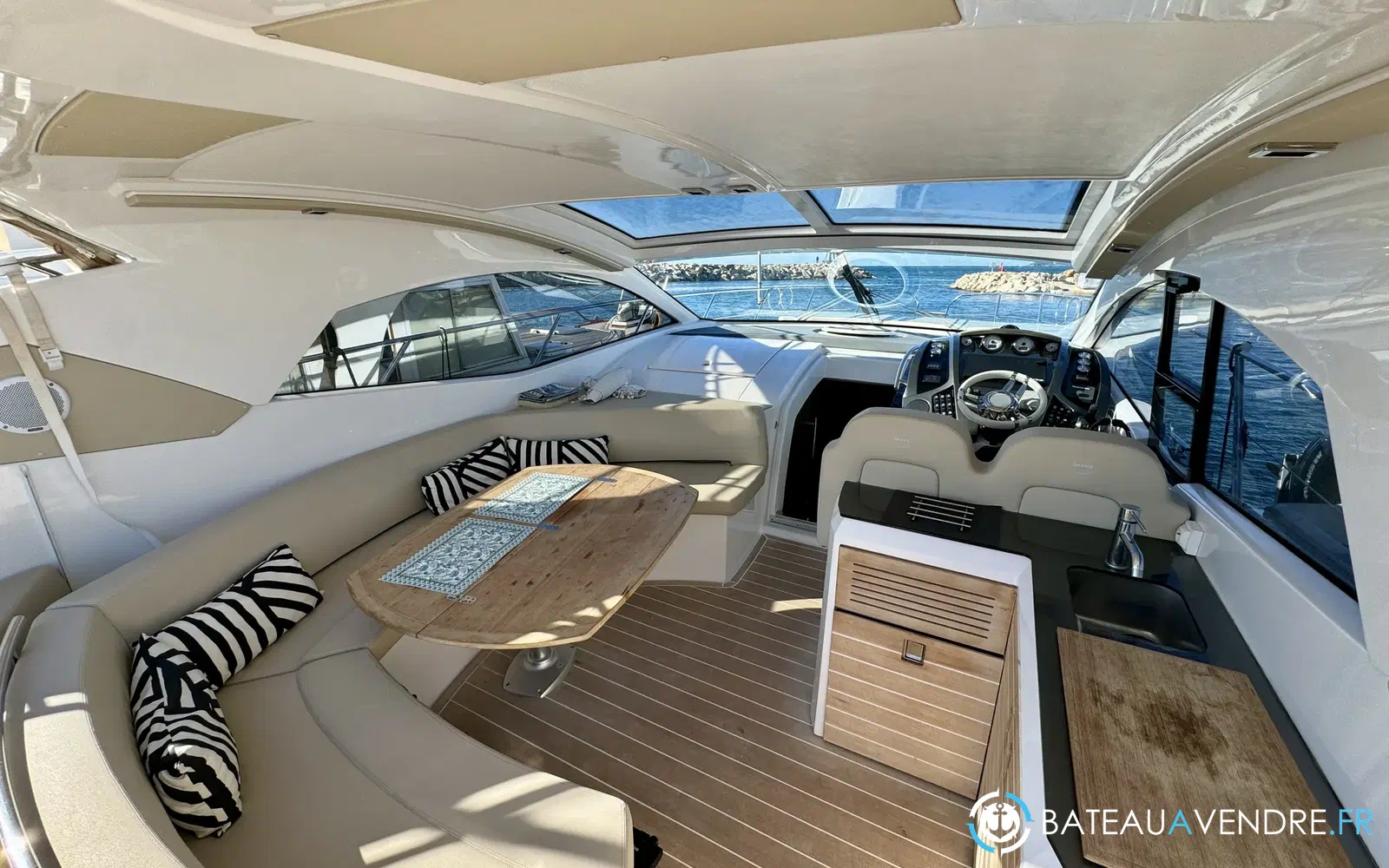 slider 4 Sessa Marine C44