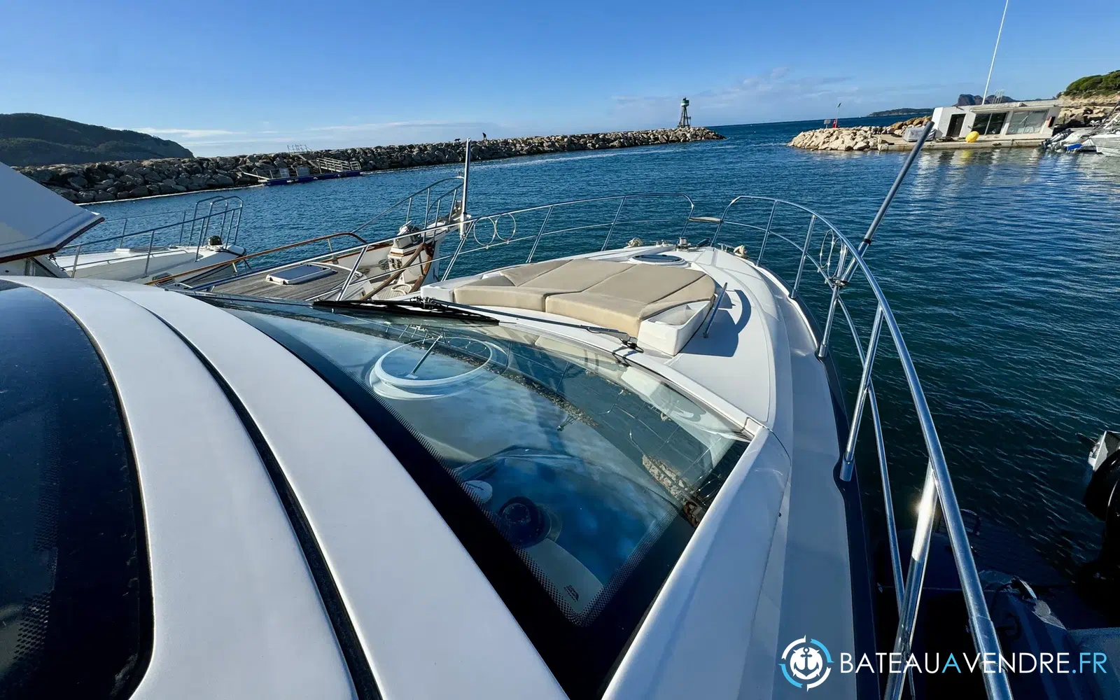 slider 5 Sessa Marine C44