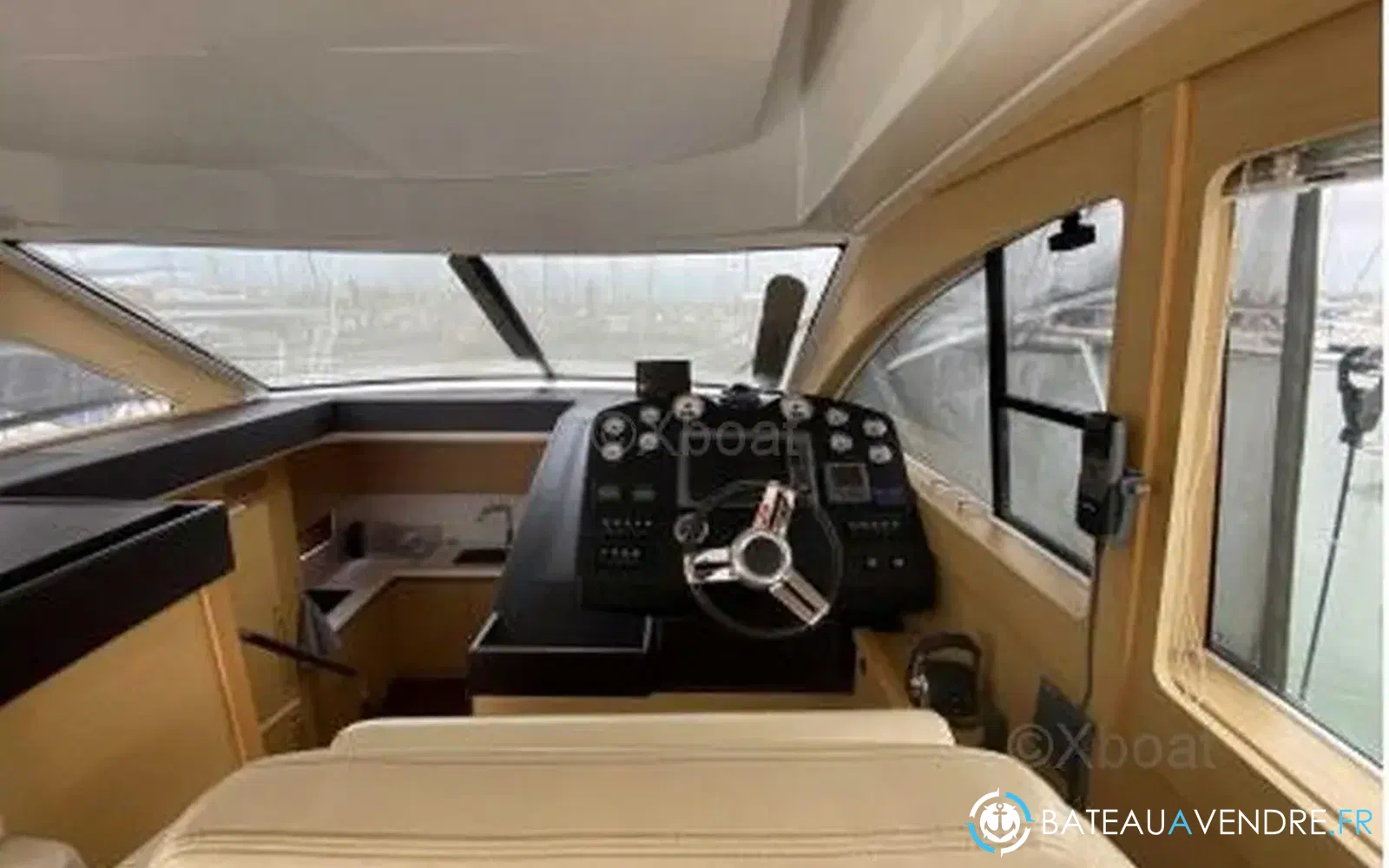 slider 10 Beneteau Monte Carlo 47 Fly