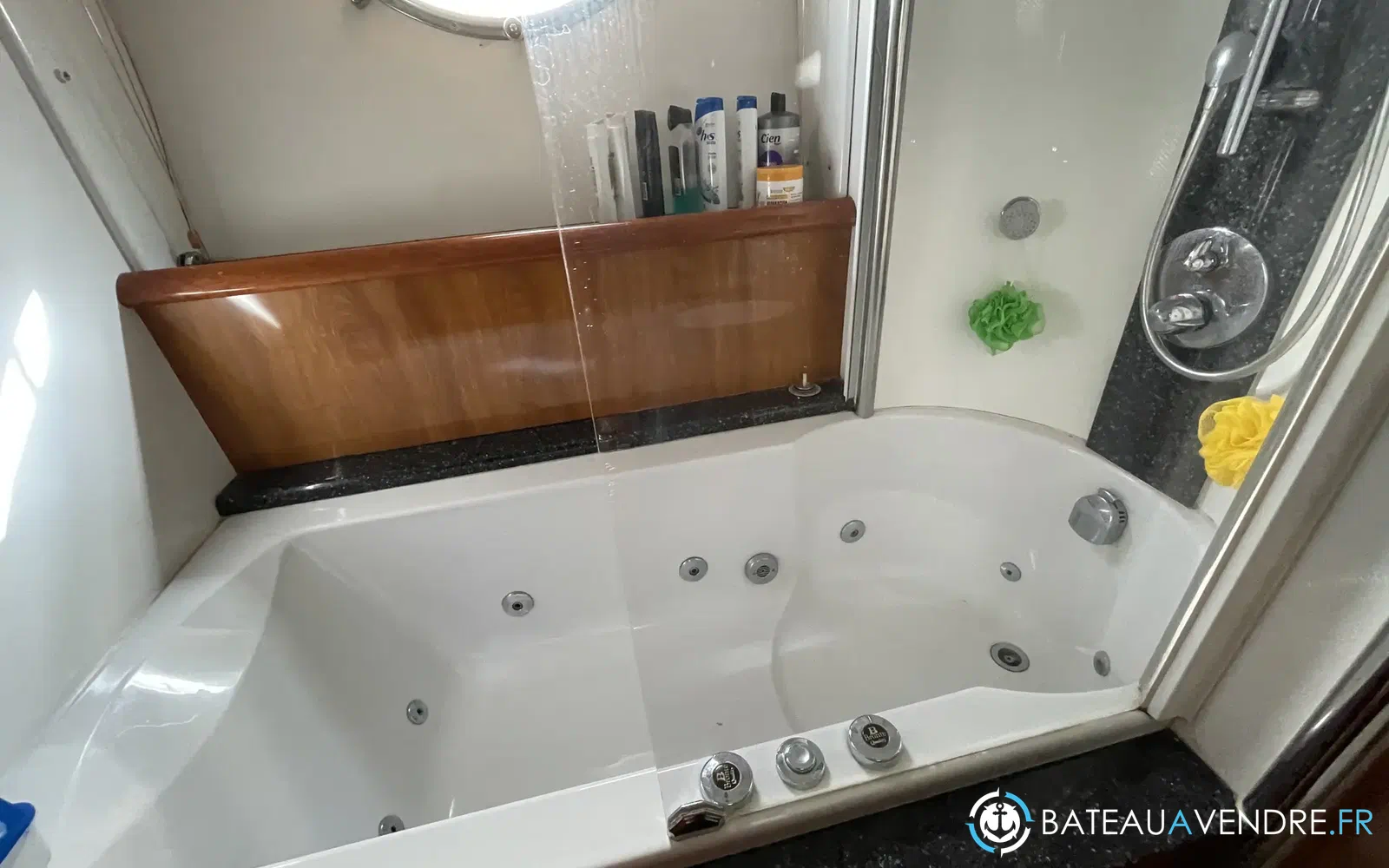 slider 10 Sunseeker Manhattan