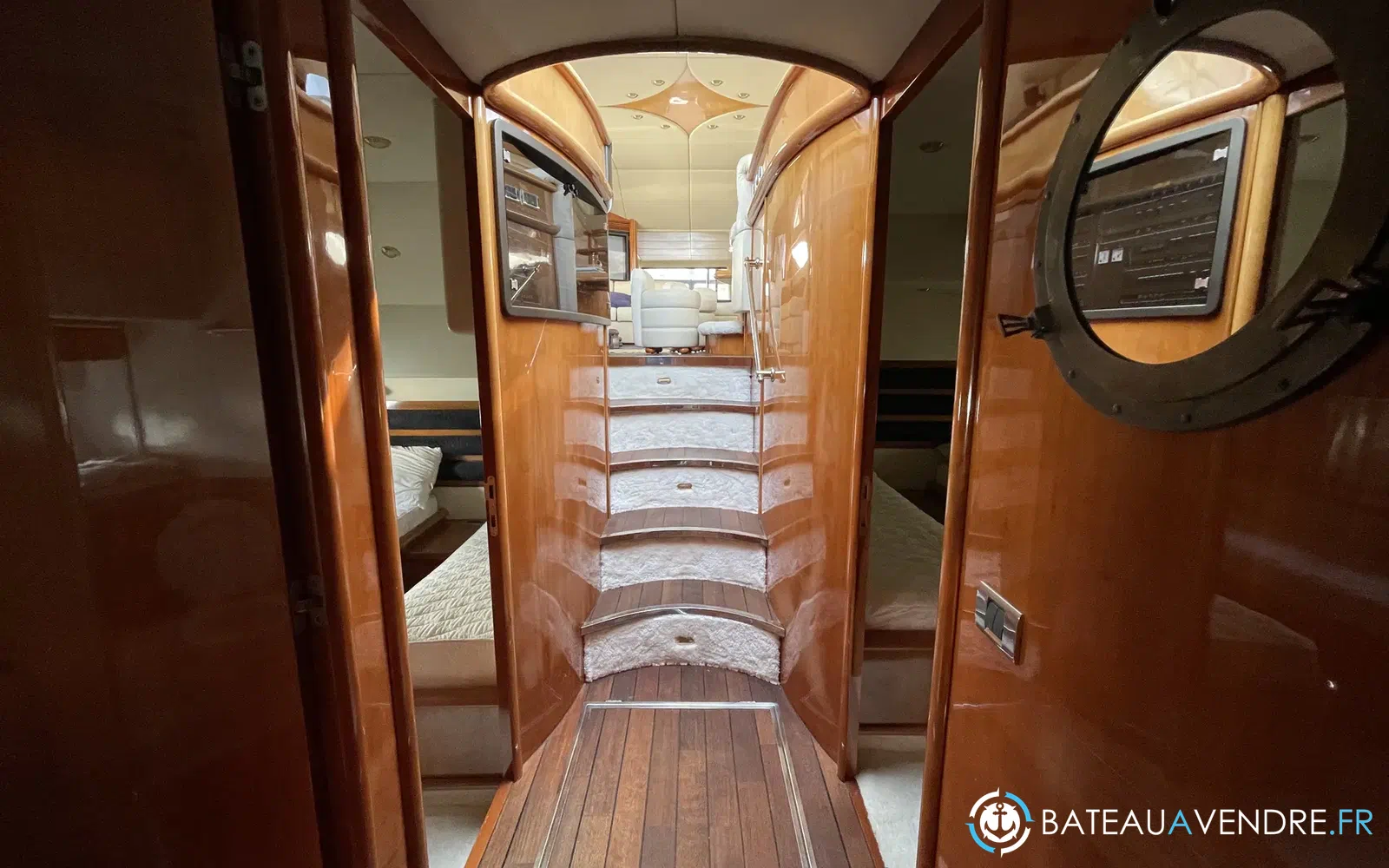 slider 11 Sunseeker Manhattan