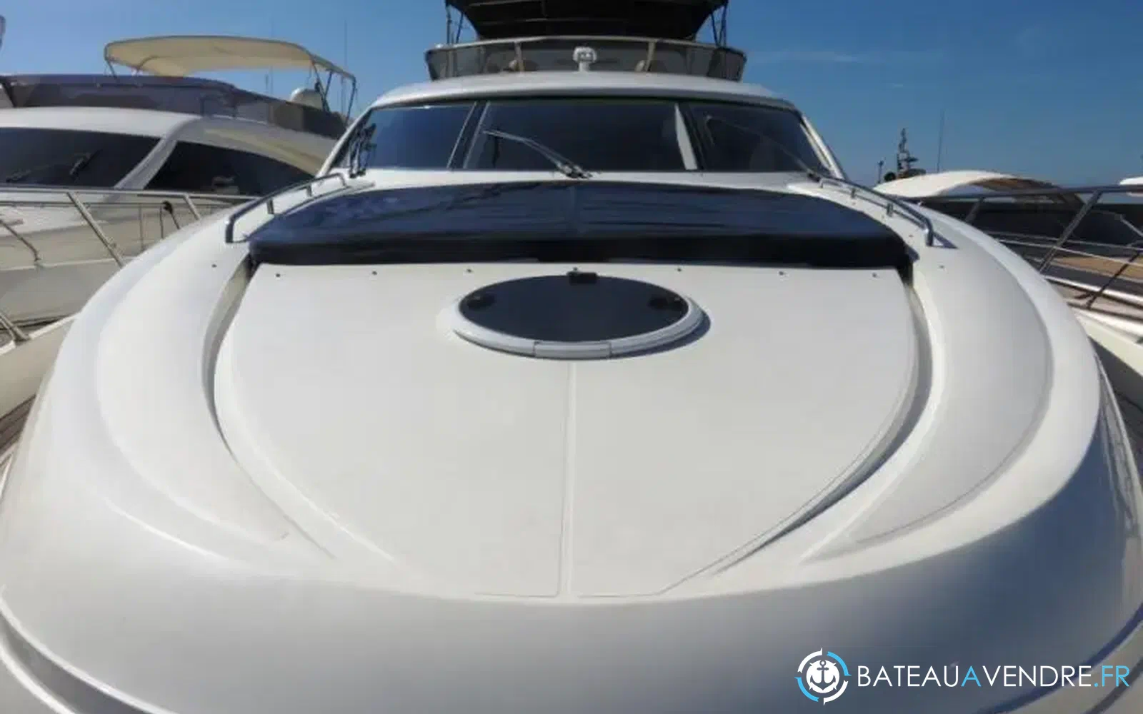 slider 1 Sunseeker Manhattan