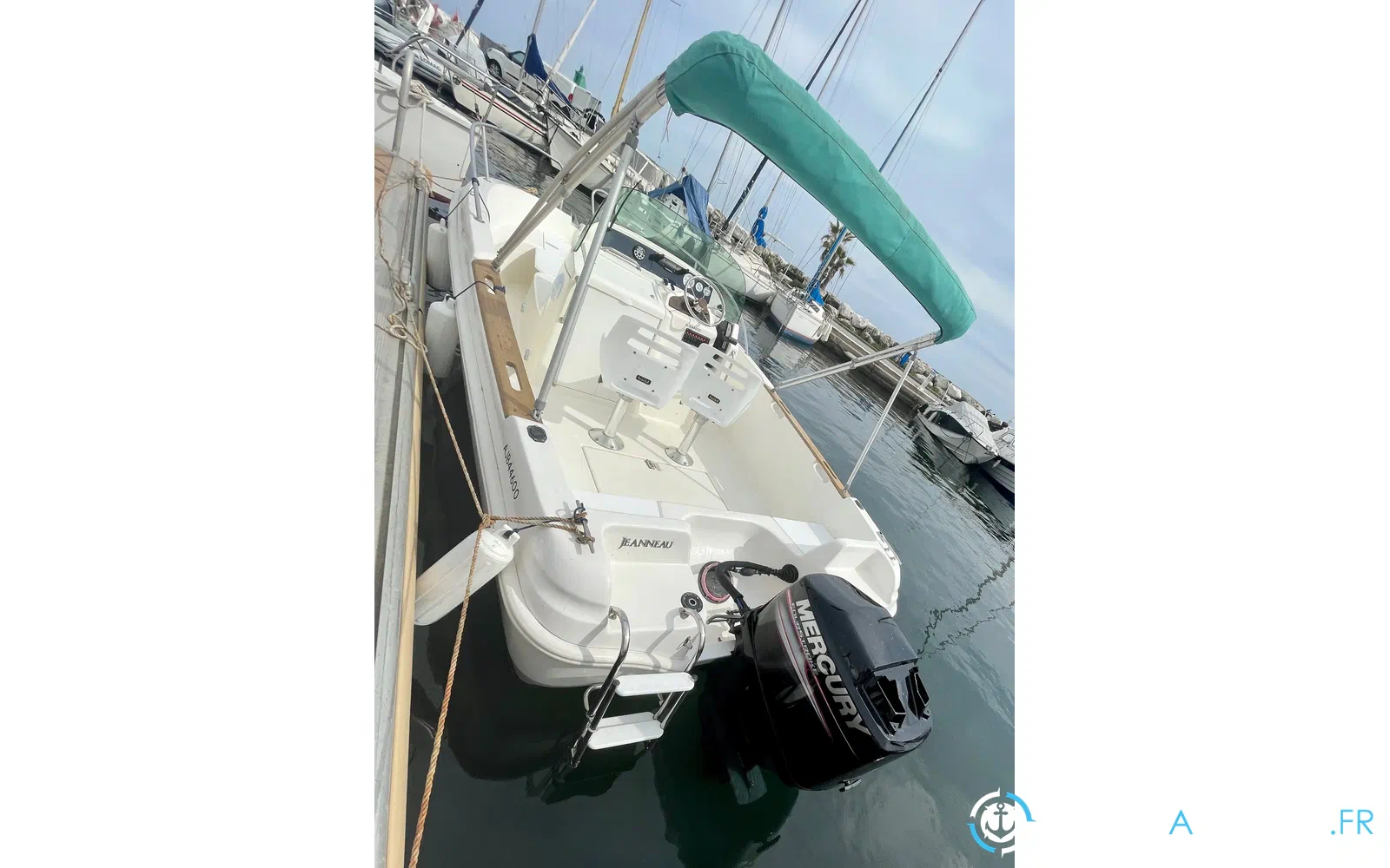 slider 6 Jeanneau Cap Camarat 545