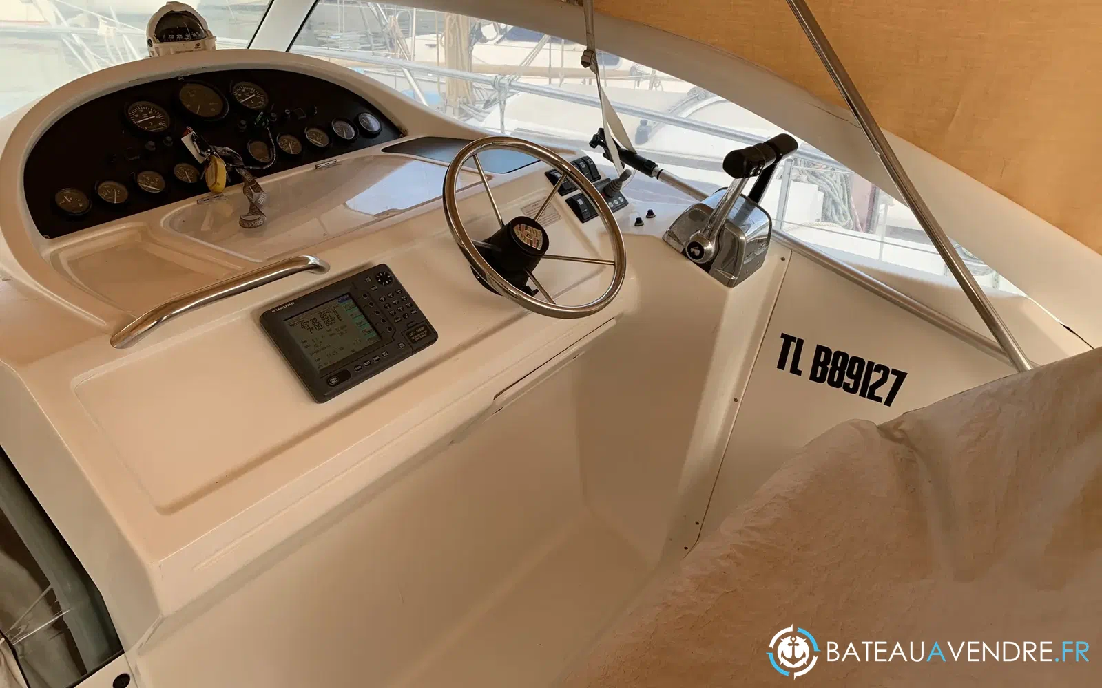 slider 8 Beneteau Flyer 920