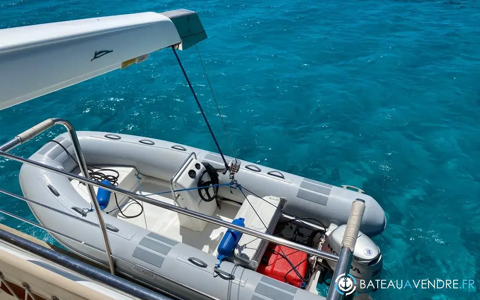 slider 19 Fountaine Pajot Queensland 55