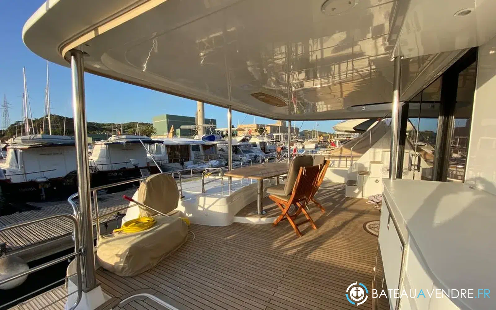 slider 2 Fountaine Pajot Queensland 55