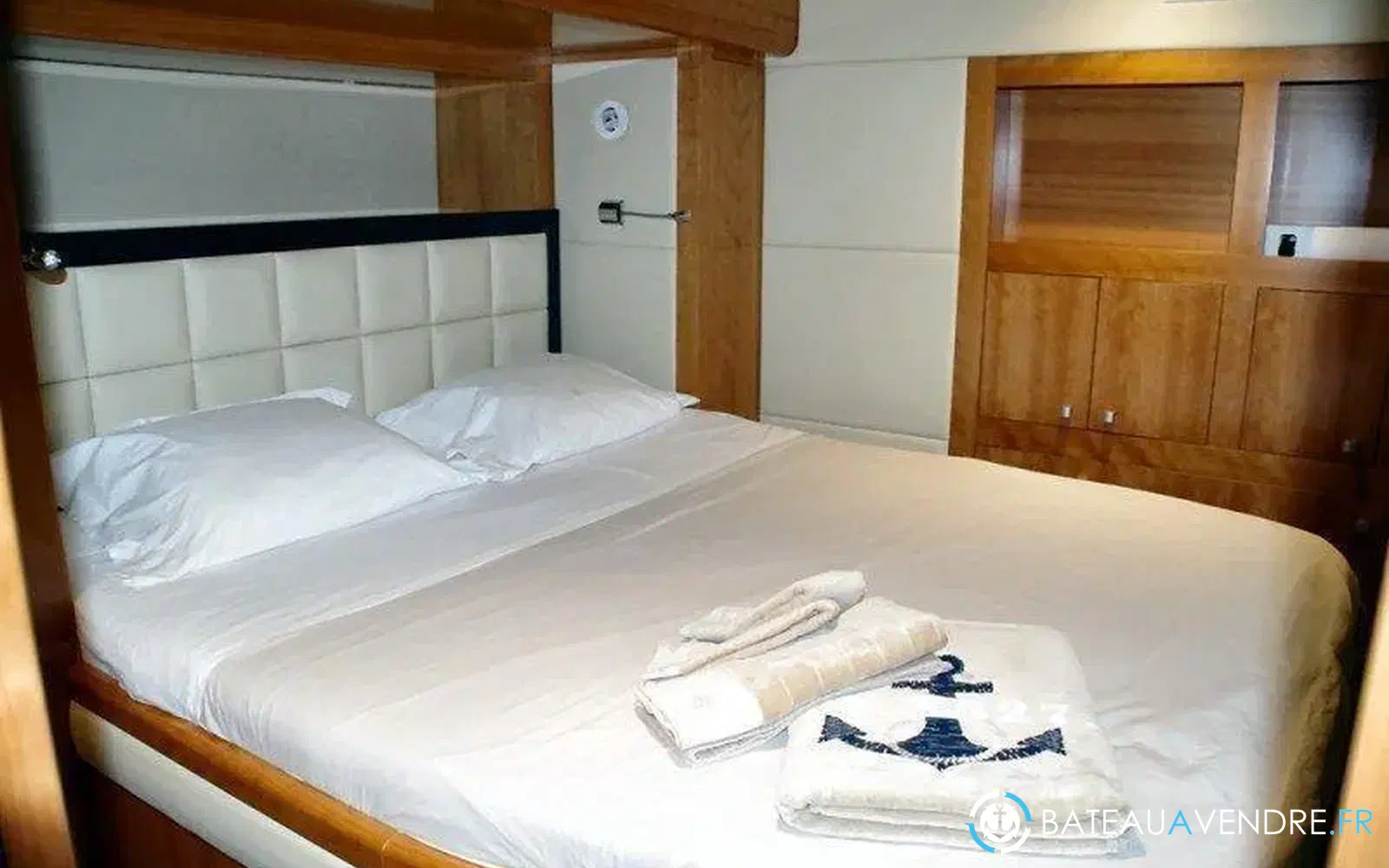 slider 30 Fountaine Pajot Queensland 55