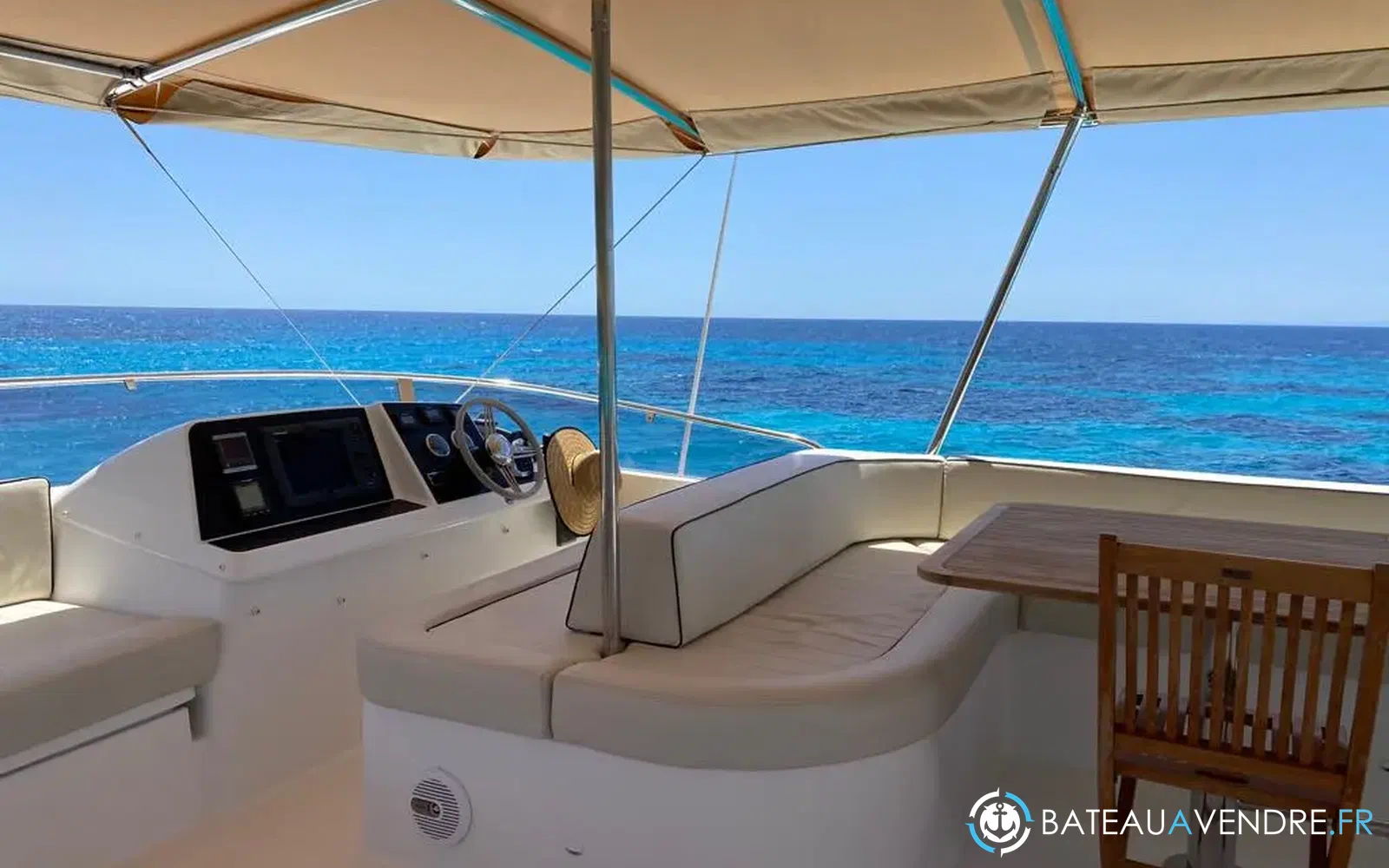 slider 3 Fountaine Pajot Queensland 55