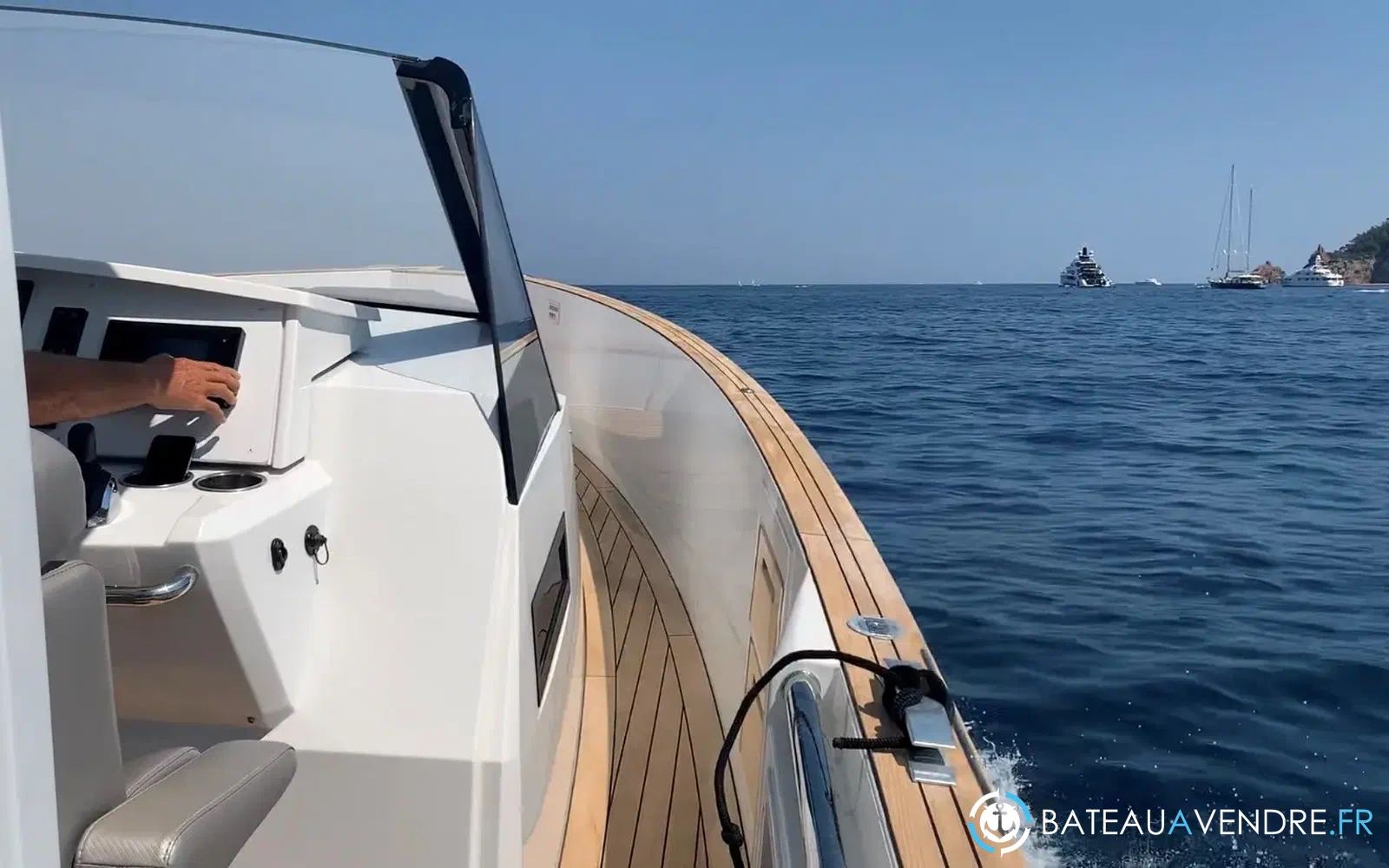 slider 2 Fjord 42 Open