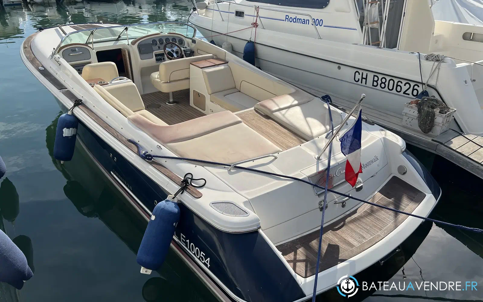 slider 0 Chris Craft Corsair 28 Heritage