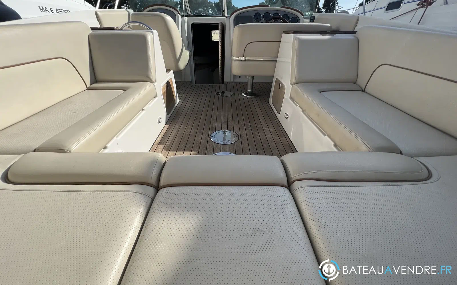 slider 11 Chris Craft Corsair 28 Heritage