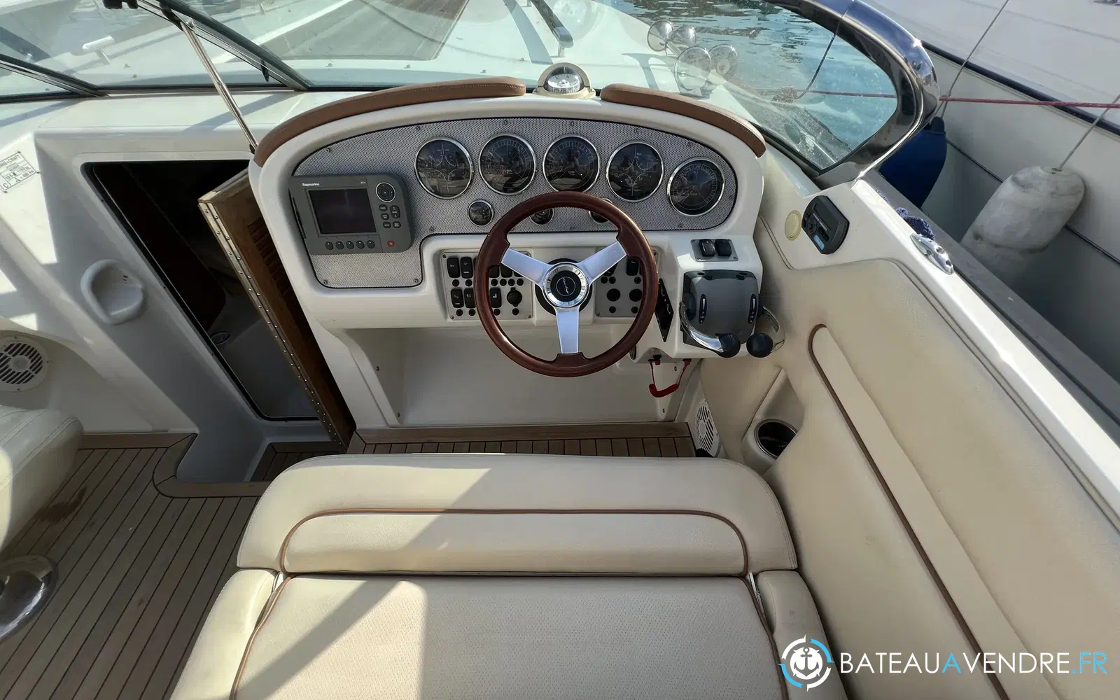 slider 13 Chris Craft Corsair 28 Heritage
