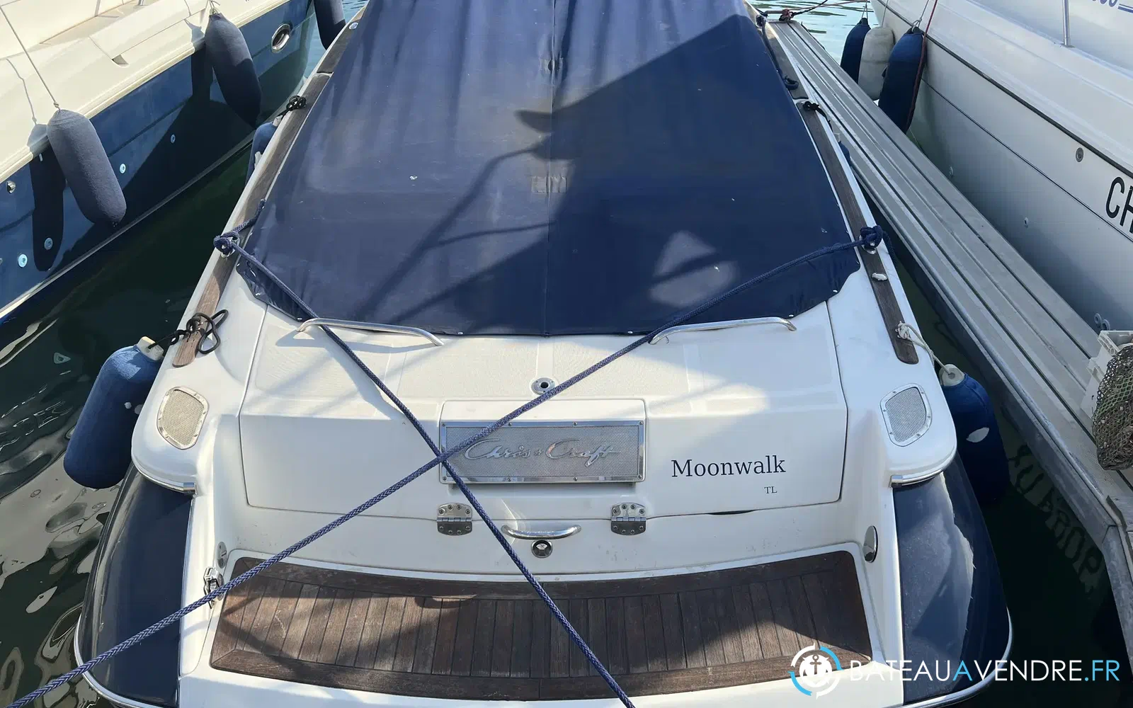 slider 21 Chris Craft Corsair 28 Heritage