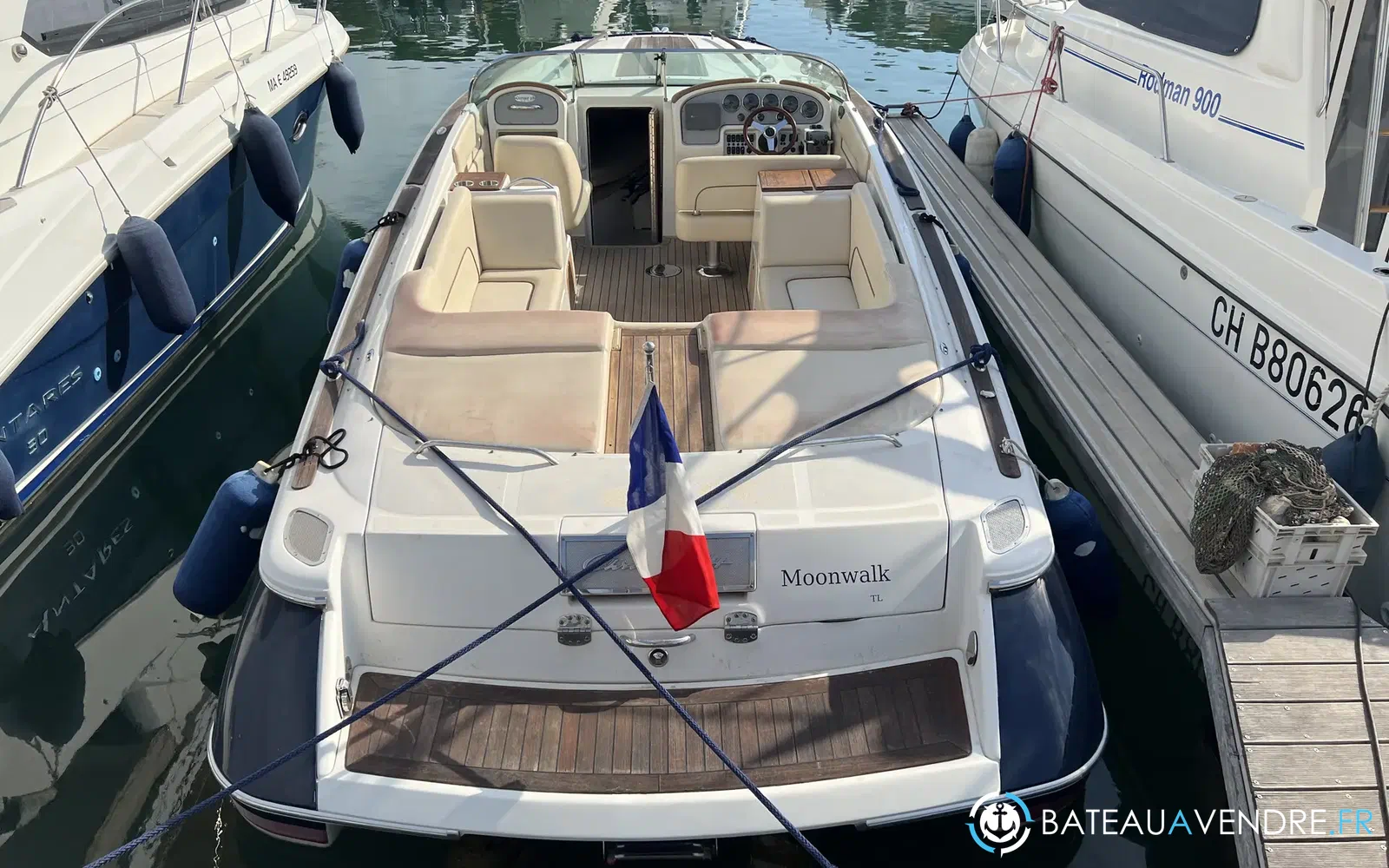 slider 2 Chris Craft Corsair 28 Heritage