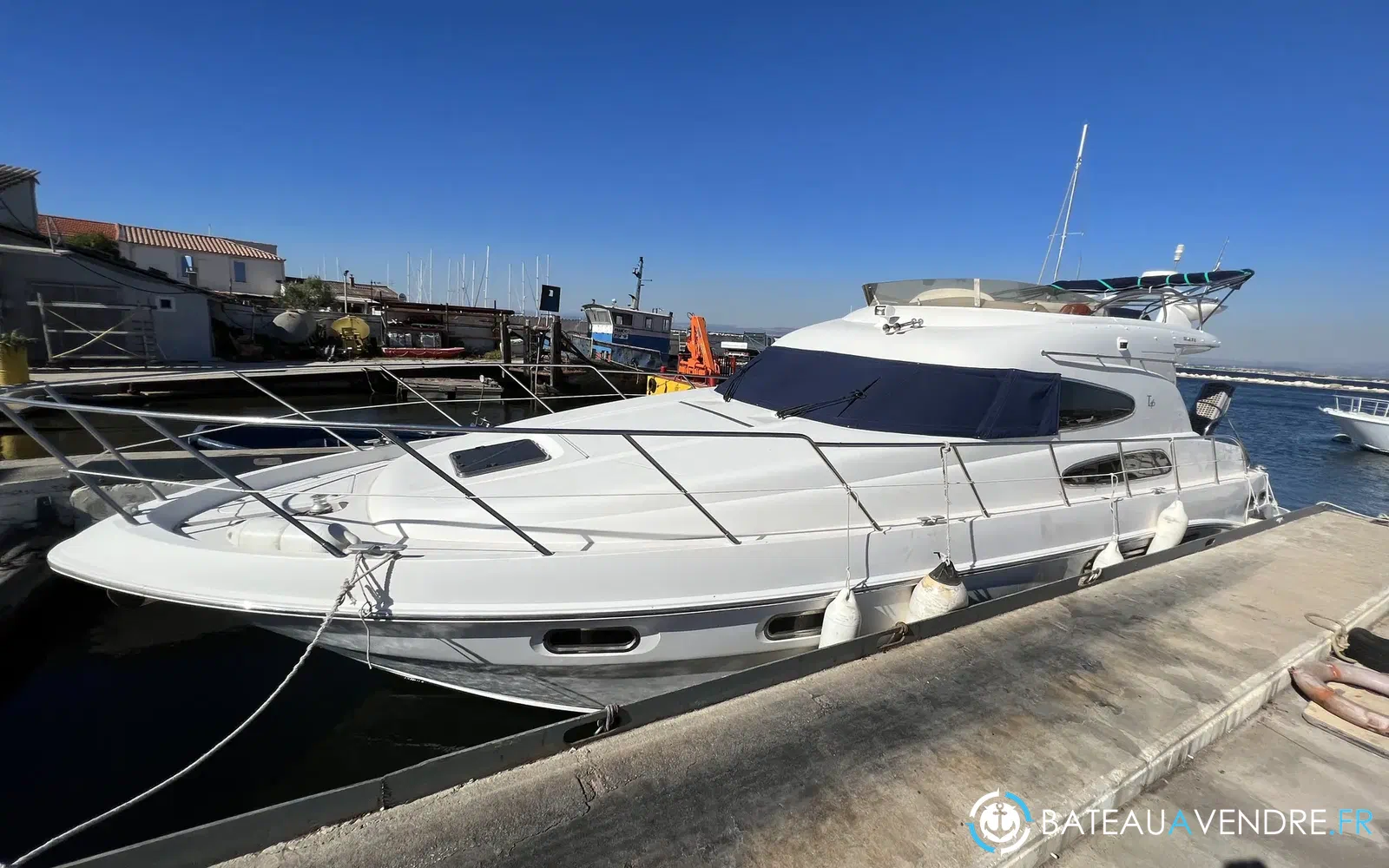 slider 0 Sealine T 46