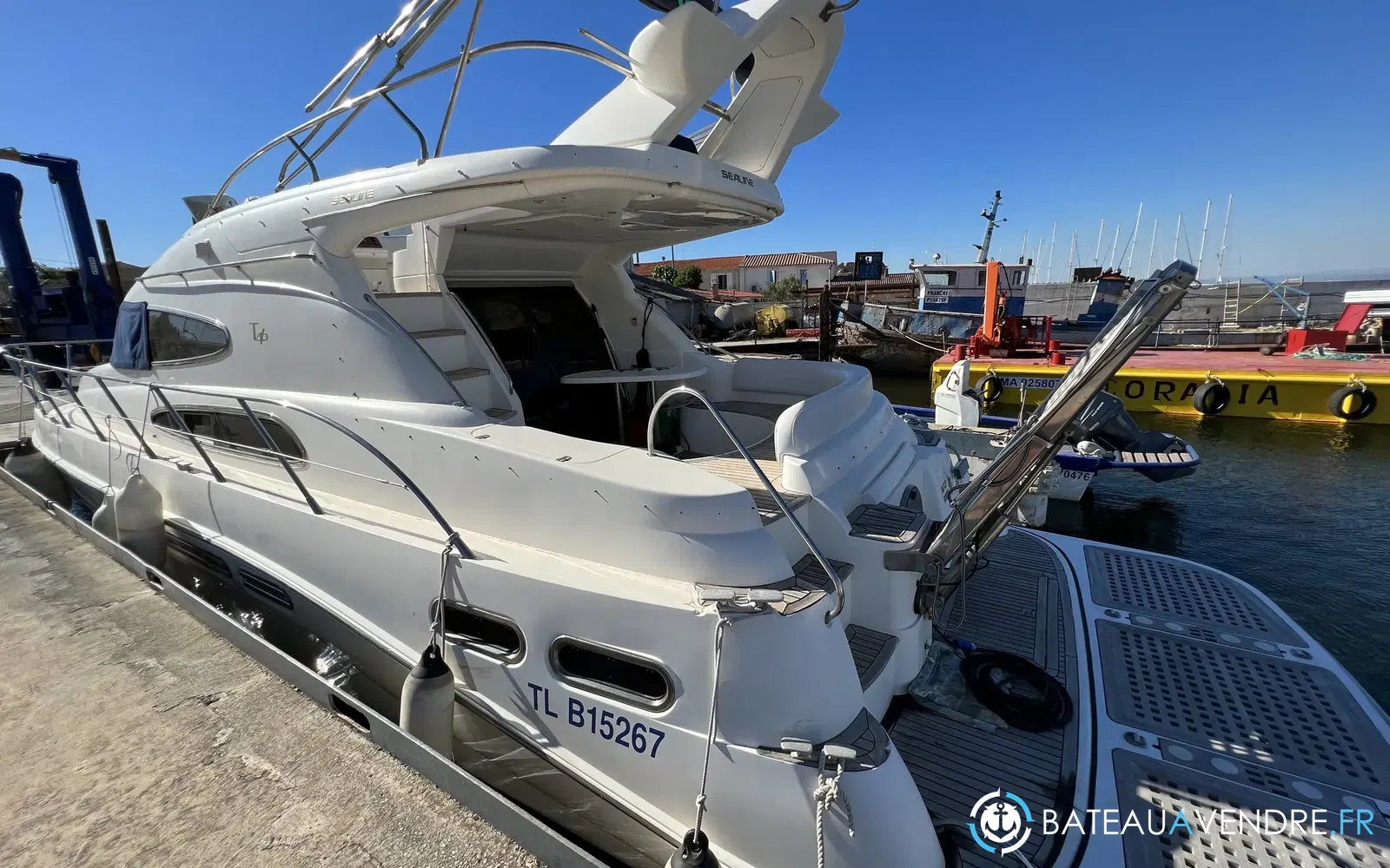 slider 4 Sealine T 46