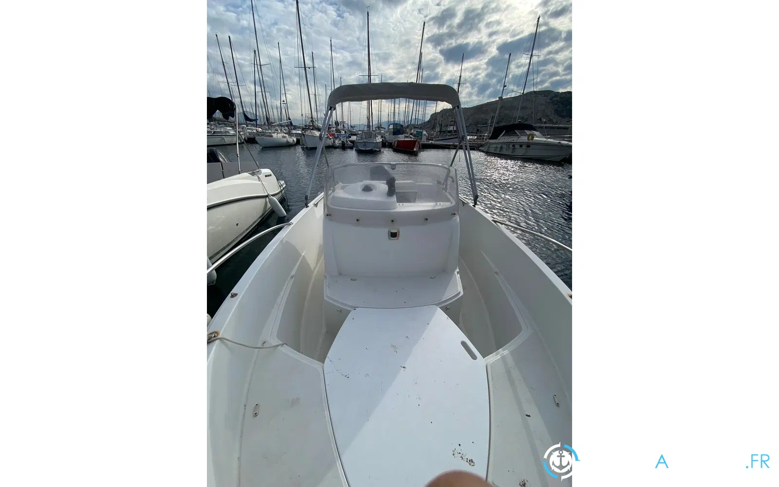 slider 4 Jeanneau Cap Camarat 5.5 CC