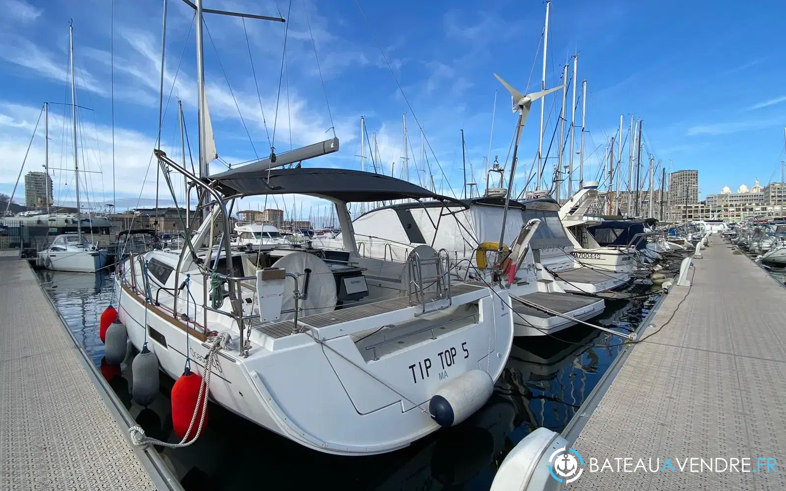 slider 1 Beneteau Oceanis 45