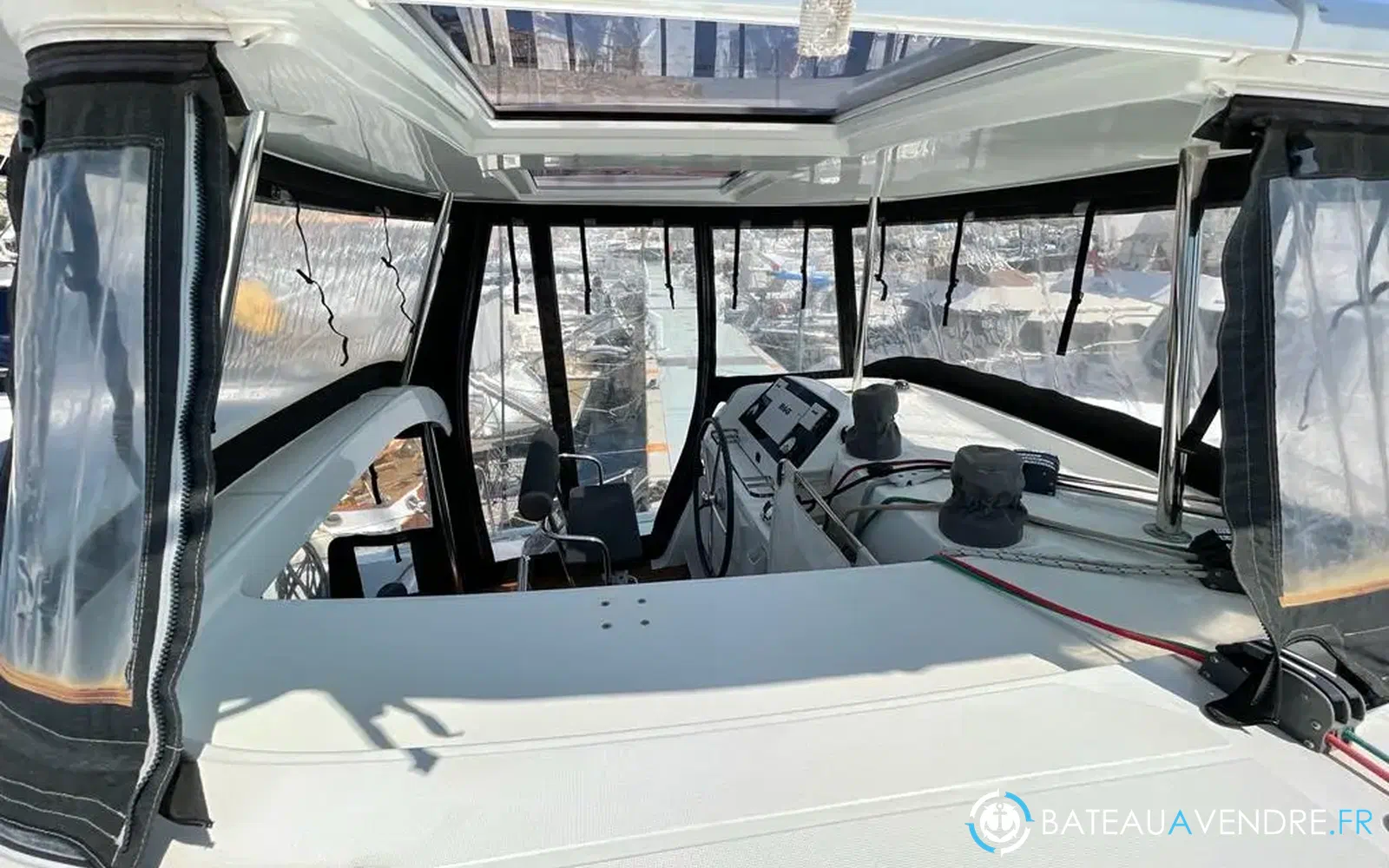 slider 13 Lagoon 42