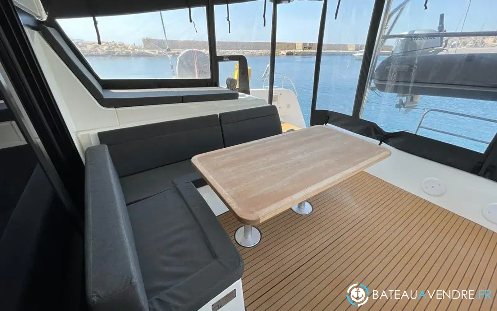 slider 18 Lagoon 42