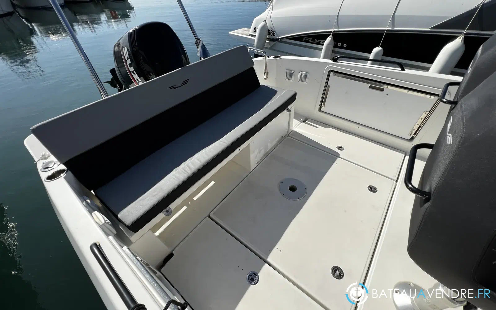 slider 10 Beneteau Flyer 8 SPACEdeck