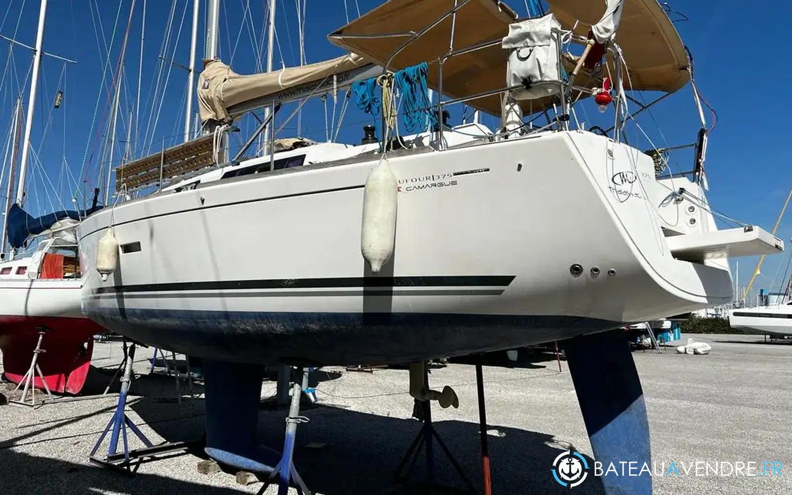 slider 7 Dufour 375 Grand Large