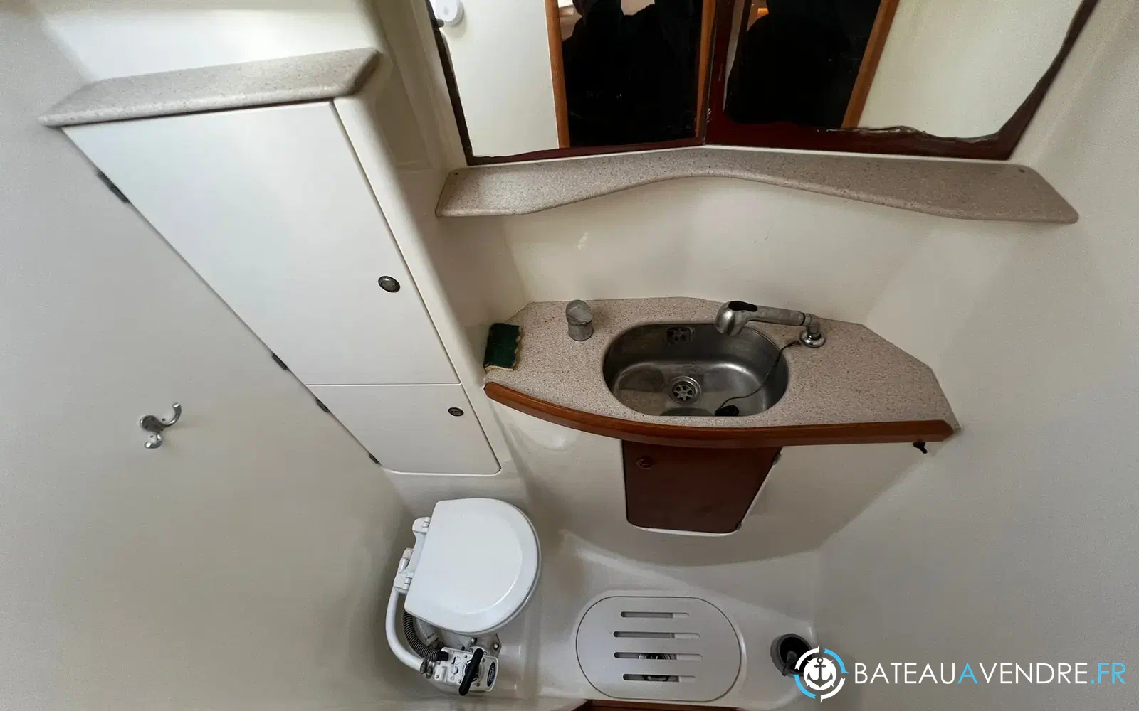 slider 28 Jeanneau Sun Odyssey 43