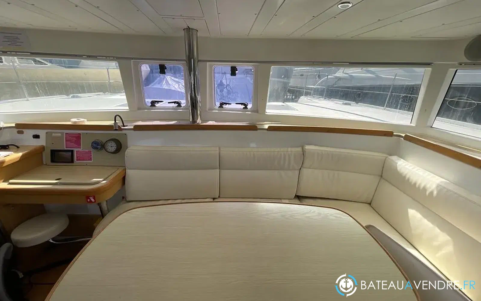slider 2 Lagoon 421