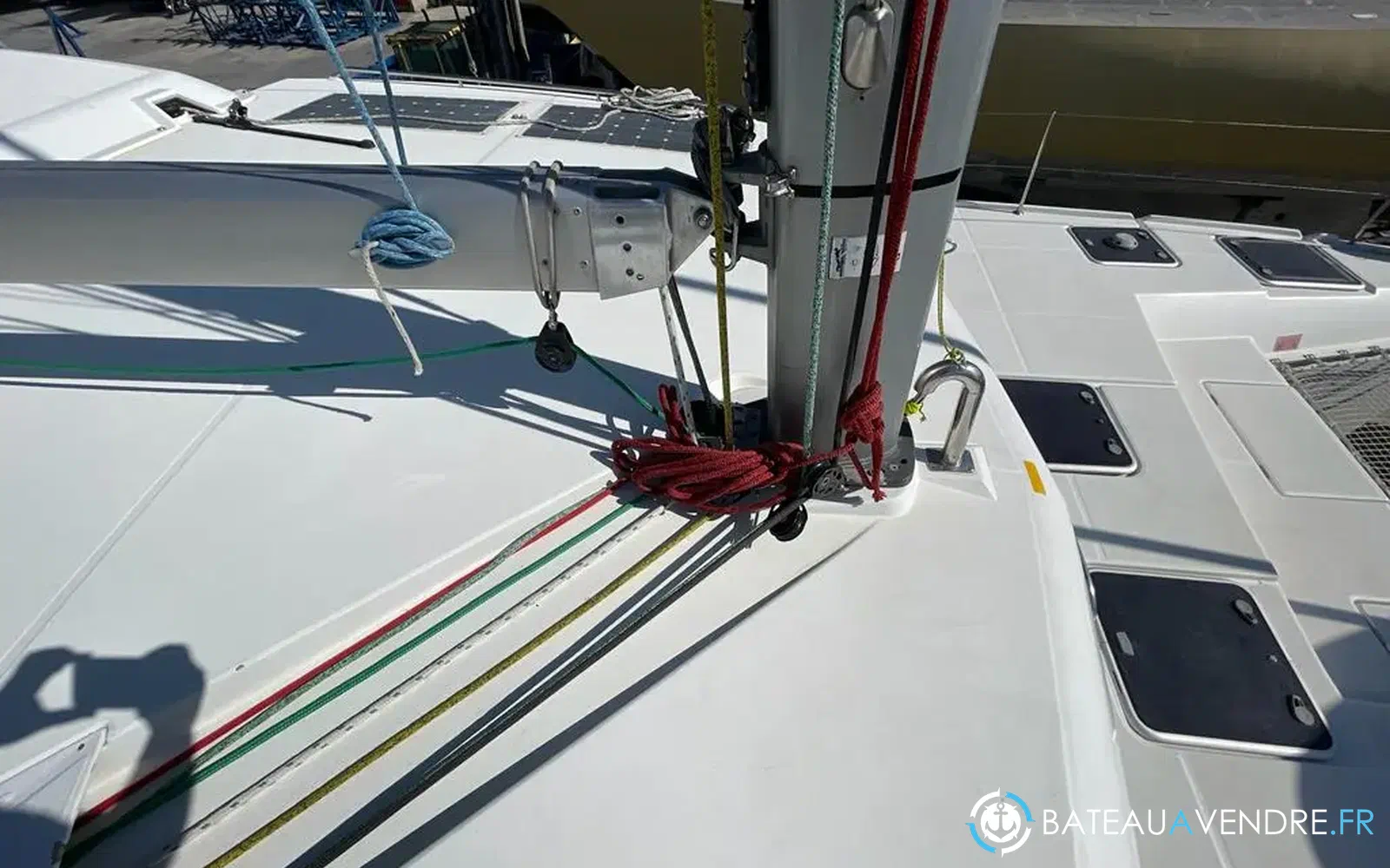 slider 6 Lagoon 421